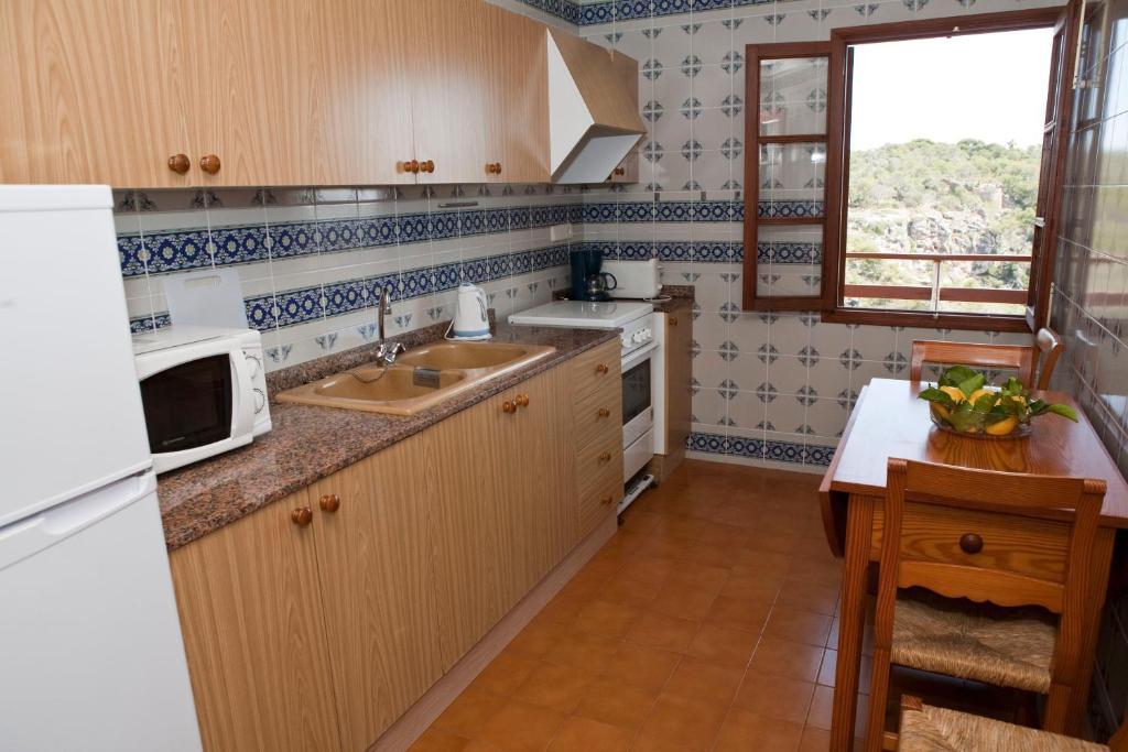 Apartamentos Llevant Cala Figuera  Værelse billede